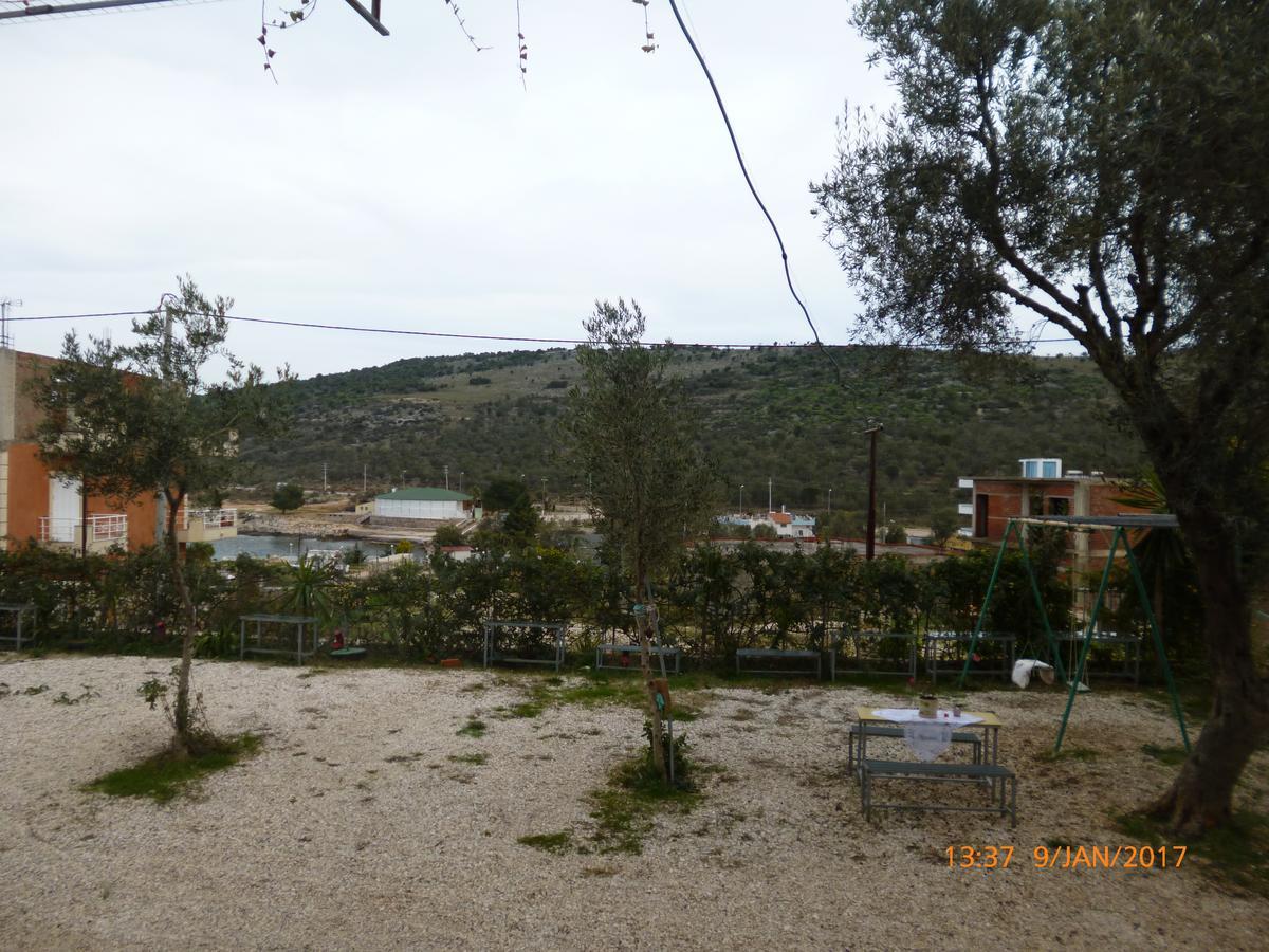 Apartments Cerro Ksamil Eksteriør billede